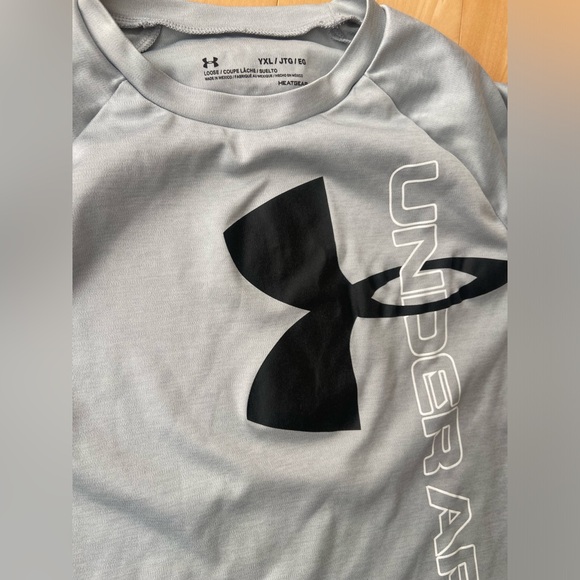 Boys Under Armour Logo T-Shirt - Youth XL (18) - Picture 2 of 3